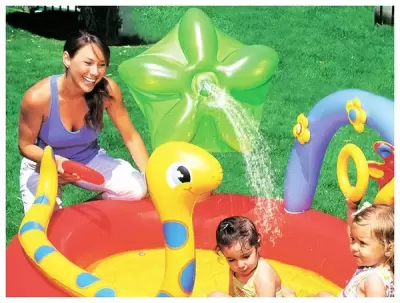 Игровой бассейн 192х150х88см с разбрызгивателем и кольцами, 160л