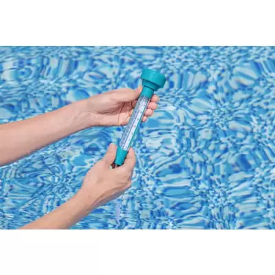 Термометр для измерения температуры воды в бассейне и ванной